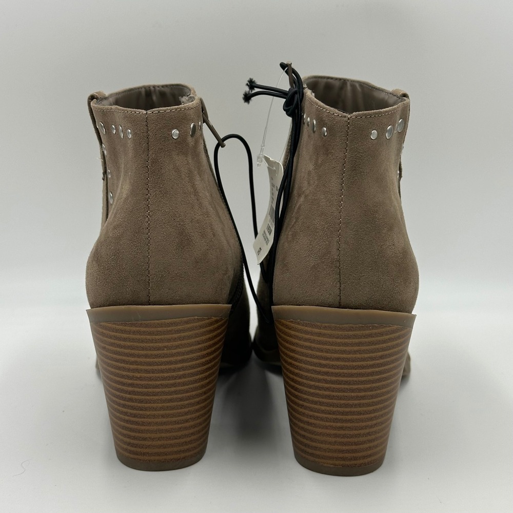 NWD a.n.a Darlin Ankle Booties Womens 10 Brown Faux Suede Studded Stacked Heel - Picture 3 of 12